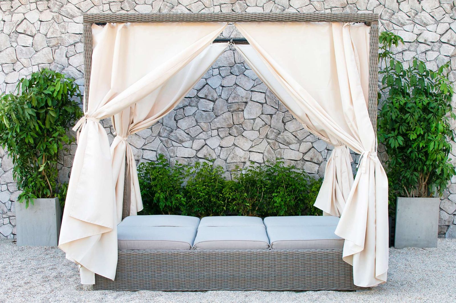 Lit de jardin Piton Rouge — vue 3